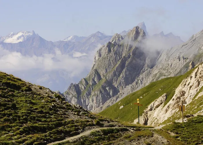 Апартаменты Le Serac-12 By Interhome